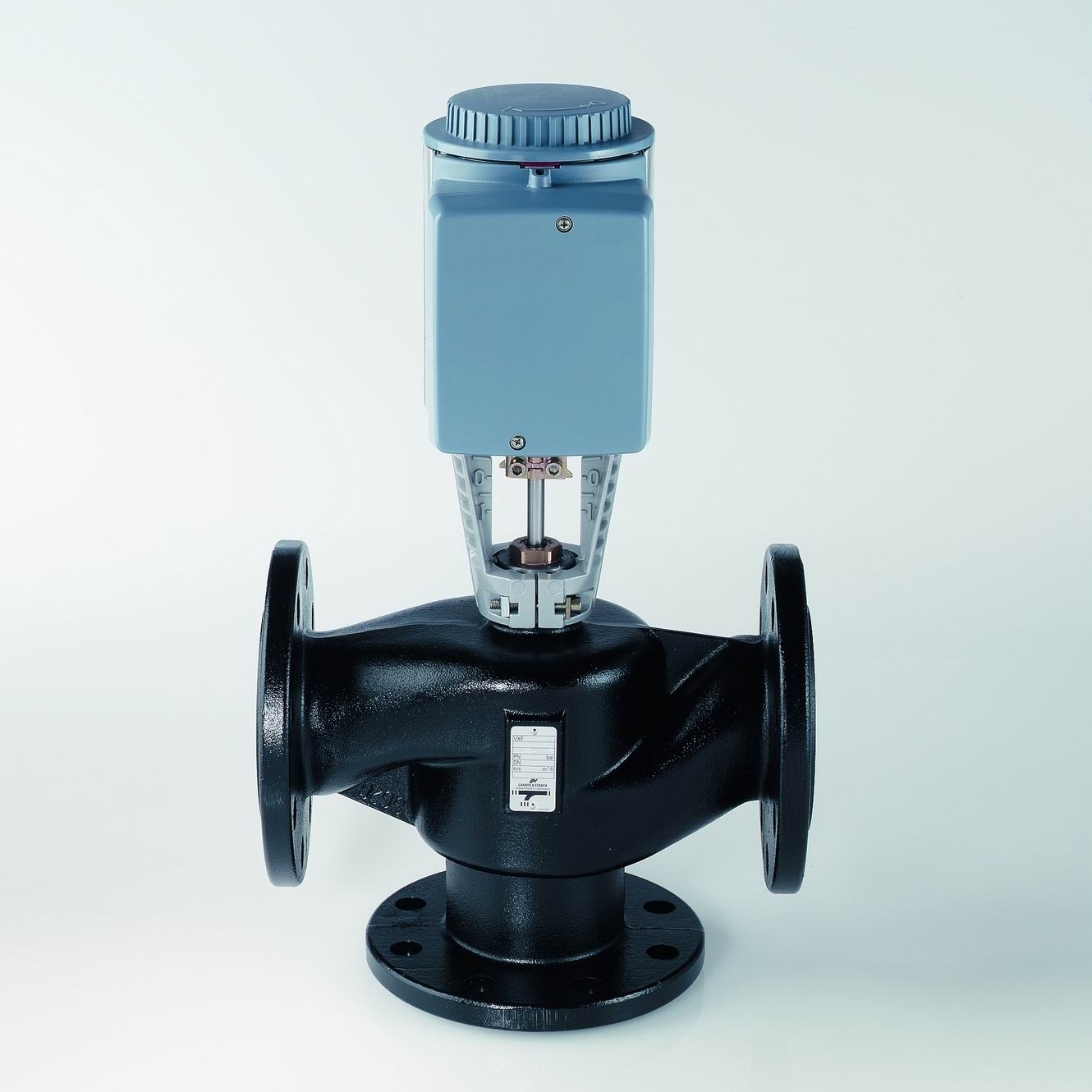 25進口電子式電動三通調(diào)節(jié)閥.jpg 25進口電子式電動三通調(diào)節(jié)閥.jpg